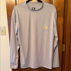 EUC Quiksilver Men's Light Gray White Long Sleeve Rash Guard Sun Shirt UPF